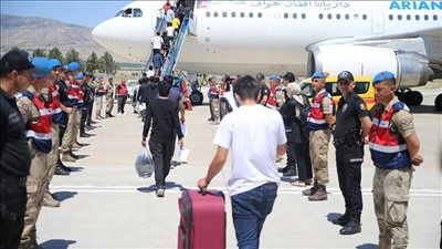 أمريكا تطرد 24 ألف فنزويلي إلى المكسيك