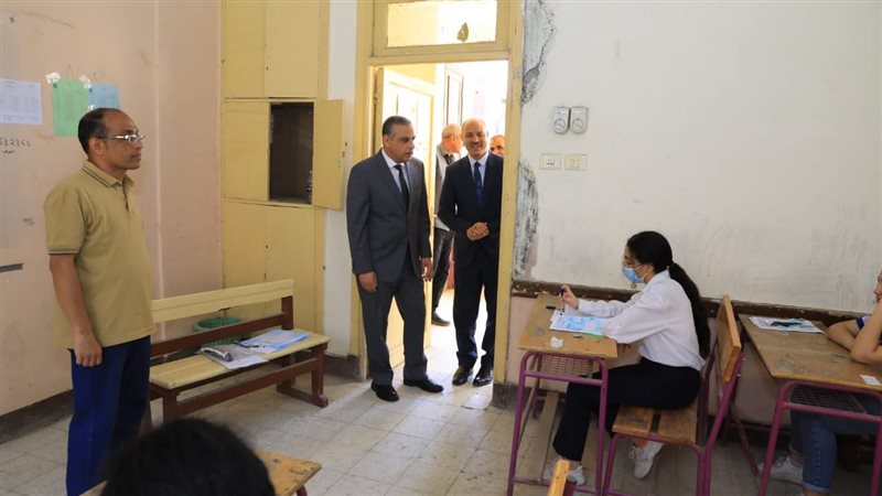 محافظ سوهاج يتفقد