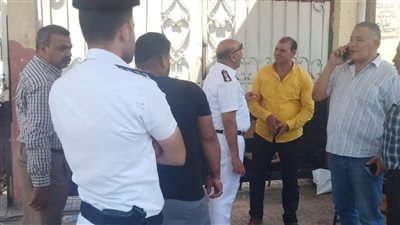 رئيس حي جنوب الجيزة يتفقد محيط لجان الثانوية العامة بالمدارس الخاصة | صور