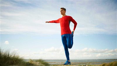 عدم القدرة على الوقوف على رجل واحدة لمدة 10 ثوان.. علامة 