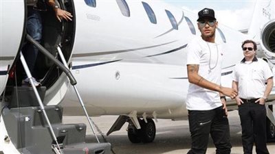 طائرة نيمار تتعرض لحادث.. وتهبط اضطراريا في شمال البرازيل