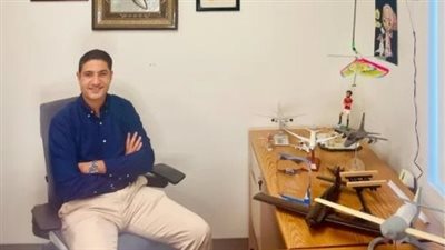 وزيرة الهجرة تهنئ عالما مصريا بأمريكا وضع نظرية جديدة في معادلات الطائرات