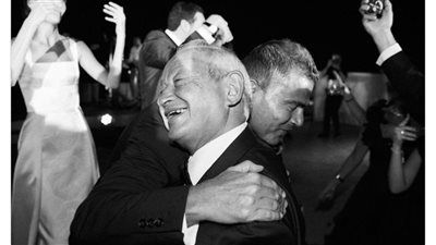 عمرو دياب يرد على رسالة نجيب ساويرس: ربنا يديم المحبة 