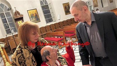 ظهور متميز لـ فيروز ونجليها داخل إحدى الكنائس