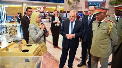 رئيس العربية للتصنيع يبحث التعاون مع أمين عام وزارة الدفاع الكونغولي