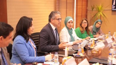 وزيرا السياحة والبيئة يناقشان استعدادات استضافة مؤتمر تغير المناخ