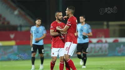 الأهلي يواصل تقدمه على غزل المحلة بعد 30 دقيقة 