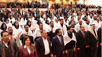 غموض في العراق.. البرلمان يبحث عن بدلاء لنواب الصدر