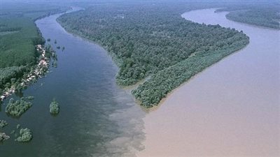 تركيا من أمامنا وإيران من خلفنا.. دجلة والفرات على وشك الجفاف.. العراقيون يواجهون خطر الموت عطشًا.. وبغداد تهدد بقطع العلاقات التجارية مع طهران وأنقرة