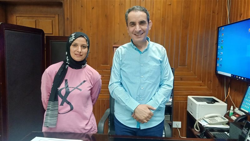 فيتو مع عميد اداب