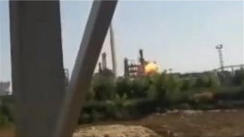 لحظة الهجوم على مصفاة