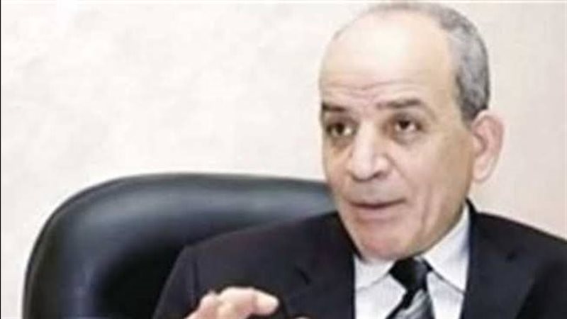 السيد عطا رئيس قطاع