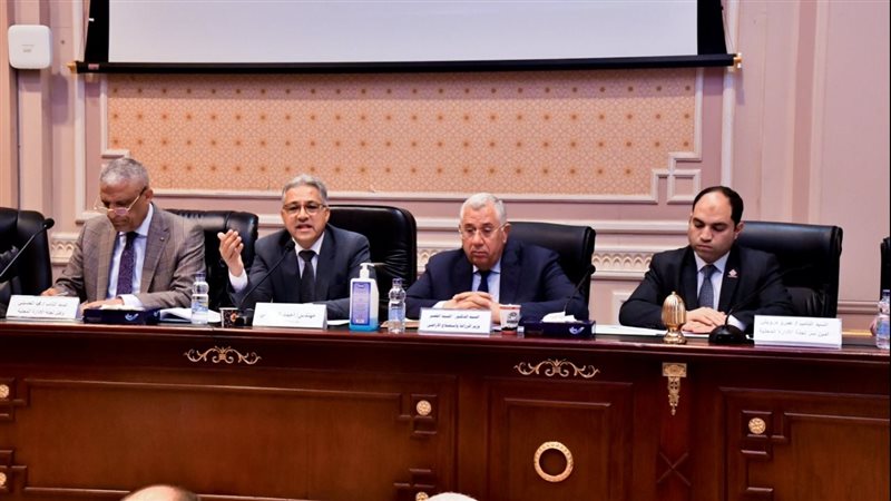 لجنة الإدارة المحلية