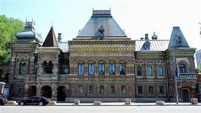 موسكو تطرد دبلوماسيا فرنسيا من أراضيها 