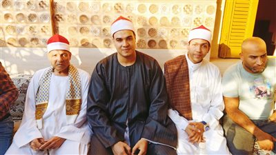 أسرة الشيخ أبو العينين شعيشع تحيي الذكرى الحادية عشر لرحيله بكفر الشيخ | صور