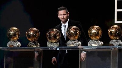 في عيد ميلاده الـ 35.. تعرف على عدد بطولات ميسي الجماعية والفردية