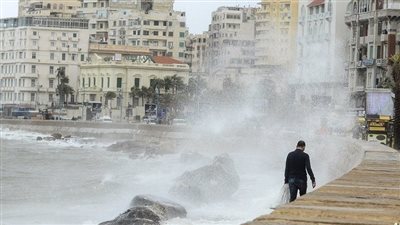 الأرصاد تحذر المصطافين من اضطراب حالة البحر على هذه السواحل