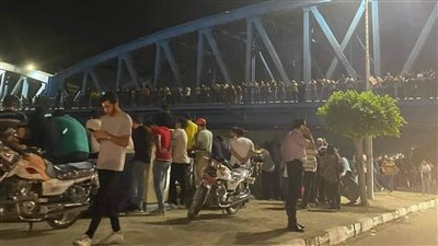  شاب يتخلص من حياته بالقفز في مياه النيل من أعلى كوبري قطار المنصورة | صور