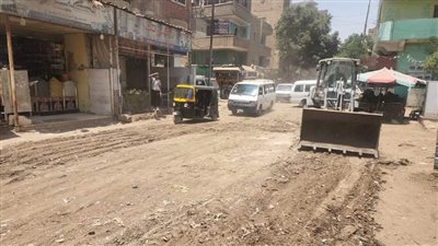 تجريد ورفع المخلفات بشارع على سلامة بالمنوات في ابو النمرس | صور