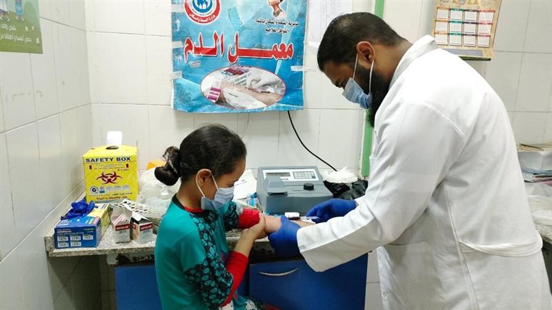 خلال تقديم خدمات