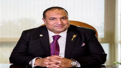 أنباء عن هروب رجل الأعمال خالد عبدالله إلى لندن بعد استيلائه على 10 مليارات جنيه من 4 بنوك.. ومكتبه الإعلامي يرد ويتوعد