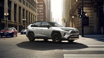 ترقيات جديدة لـ تويوتا RAV4 2023.. أبرزها شاشة رقمية 12.3 بوصة