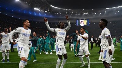 ريال مدريد يبدأ استعداداته للموسم الجديد بحضور 12 لاعبا