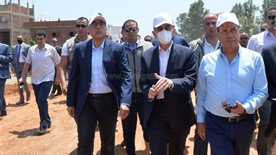 رئيس الوزراء: لدينا اهتمام كبير باستكمال قرى حياة كريمة رغم الأزمة العالمية 