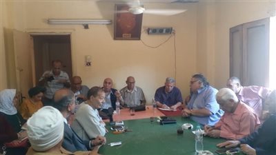 التجمع يناقش رؤية الأحزاب السياسية والنقابات حول الحوار الوطني