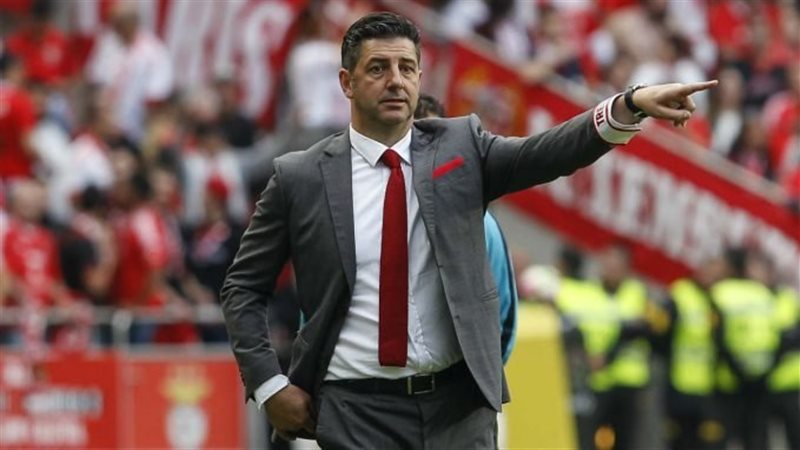 روي فيتوريا 