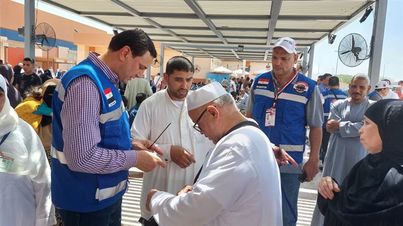 الحجاج في مطار القاهرة
