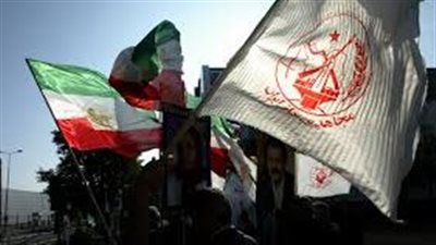 إيران تهدد عناصر 