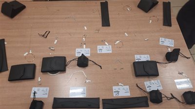 ضبط مشغولات ذهبية بحوزة راكب حاول الخروج مسرعا بمطار القاهرة