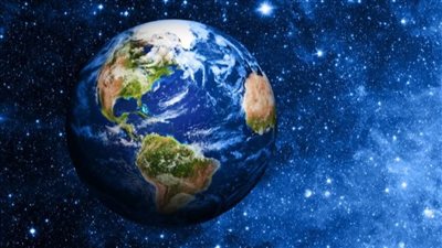 صخرة مثيرة للقلق تقترب من الأرض