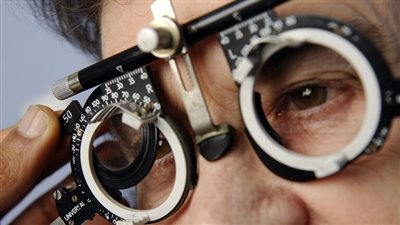 هل تسبب المياه الزرقاء بالعين فقدان البصر نهائيًا؟