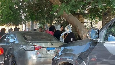 القلق والتوتر يسيطران على طلاب الثانوية العامة قبل بدء امتحان اللغة العربية 