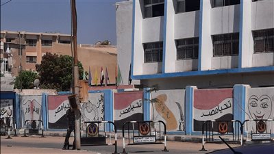 منع تواجد أولياء الأمور بمحيط لجان الثانوية العامة بالإسماعيلية | صور