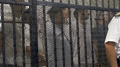 بث مباشر | قاضي محاكمة المتهم بقتل نيرة أشرف يطلب له 