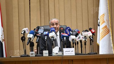 استثناء هذه الفئات من تسجيل رقم المحمول على بطاقات التموين