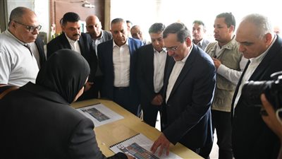 وزير البترول: تطوير المعامل المركزية لهيئة الثروة المعدنية