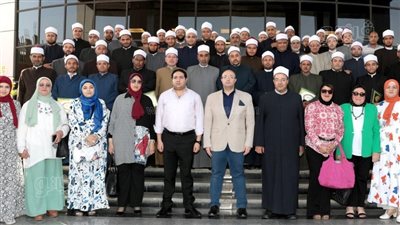 محافظ بني سويف يستعرض جهود ونتائج برنامج 