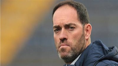 مدرب الأهلي الجديد يثير الجدل.. صحيفة برتغالية تعلن تولي سواريز.. المدرب صاحب سيرة ذاتية ضعيفة.. وإدارة الأحمر تلتزم الصمت