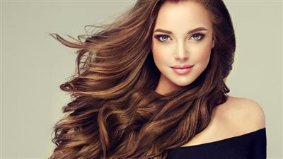 بعيدا عن الزراعة والكريمات.. 5 أغذية سحرية لشعر لامع