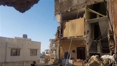 إصابة شخصين في انهيار جدار منزل بقنا