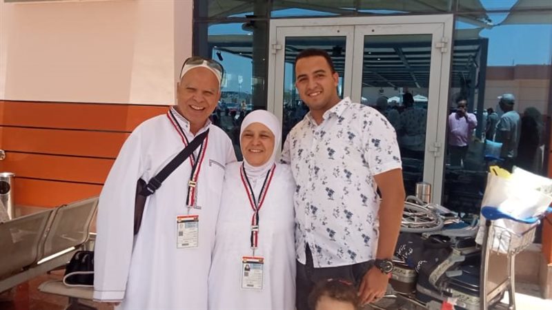 الحجاج في مطار القاهرة