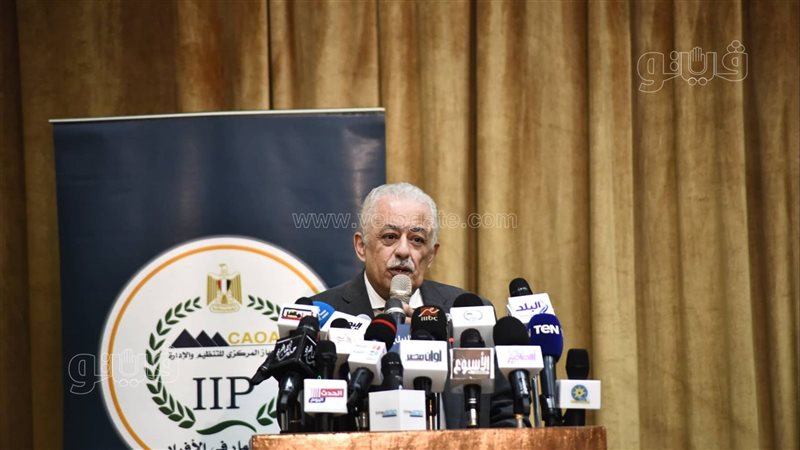  الدكتور طارق شوقي،