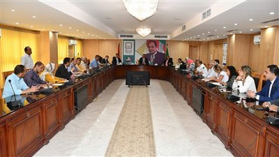 لعلاج حالات العقر..دعم ٩ مراكز في الفيوم بامصال السعار 