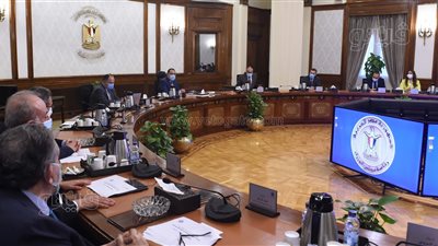 بشأن مؤتمر تغير المناخ.. تفاصيل لقاء مدبولي مع رؤساء بنوك وشركات كبرى