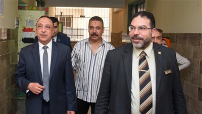 محافظ الإسكندرية يلبى مطالب ذوى الهمم باستضافتهم في شاطئ المندرة المجاني