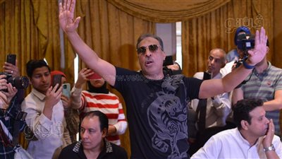 سعيد ارتست غاضبا: حسن شاكوش خد الكارنيه قبل الاعتذار.. هو كده بيطلع لنا لسانه | فيديو